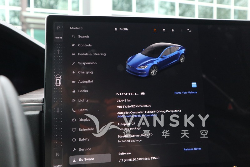 250912120707_2022 Tesla Model S AWD Blue 18.JPG